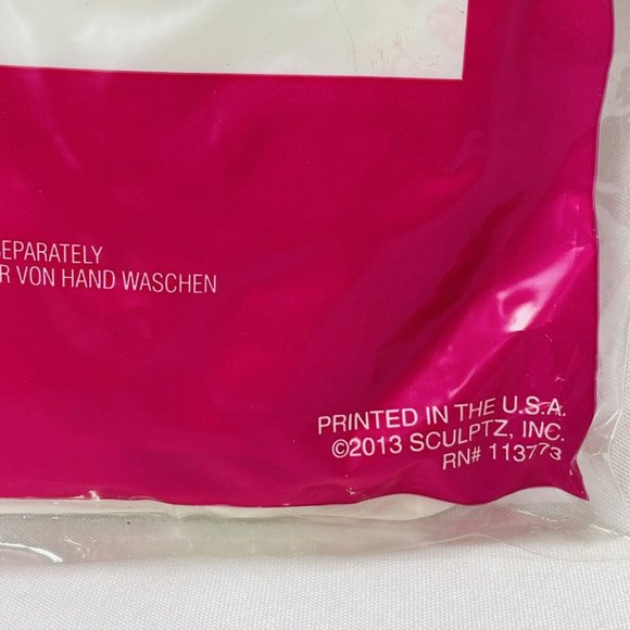 Silkies Microfiber Trouser Socks Regular Cream Creme Color #911029 Feet - Picture 6 of 7